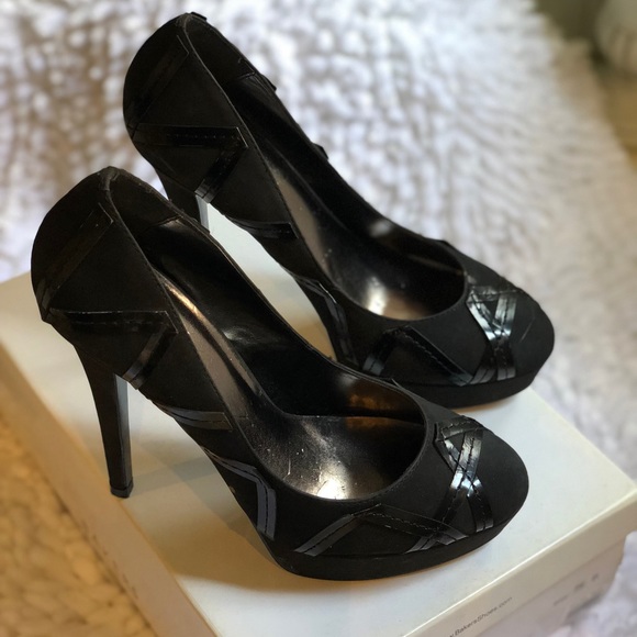 Black BAKERS heel. Size 7.5 - Picture 5 of 7